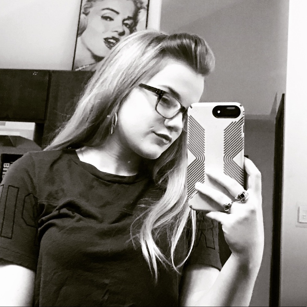 Meet your Posher, Dezaray